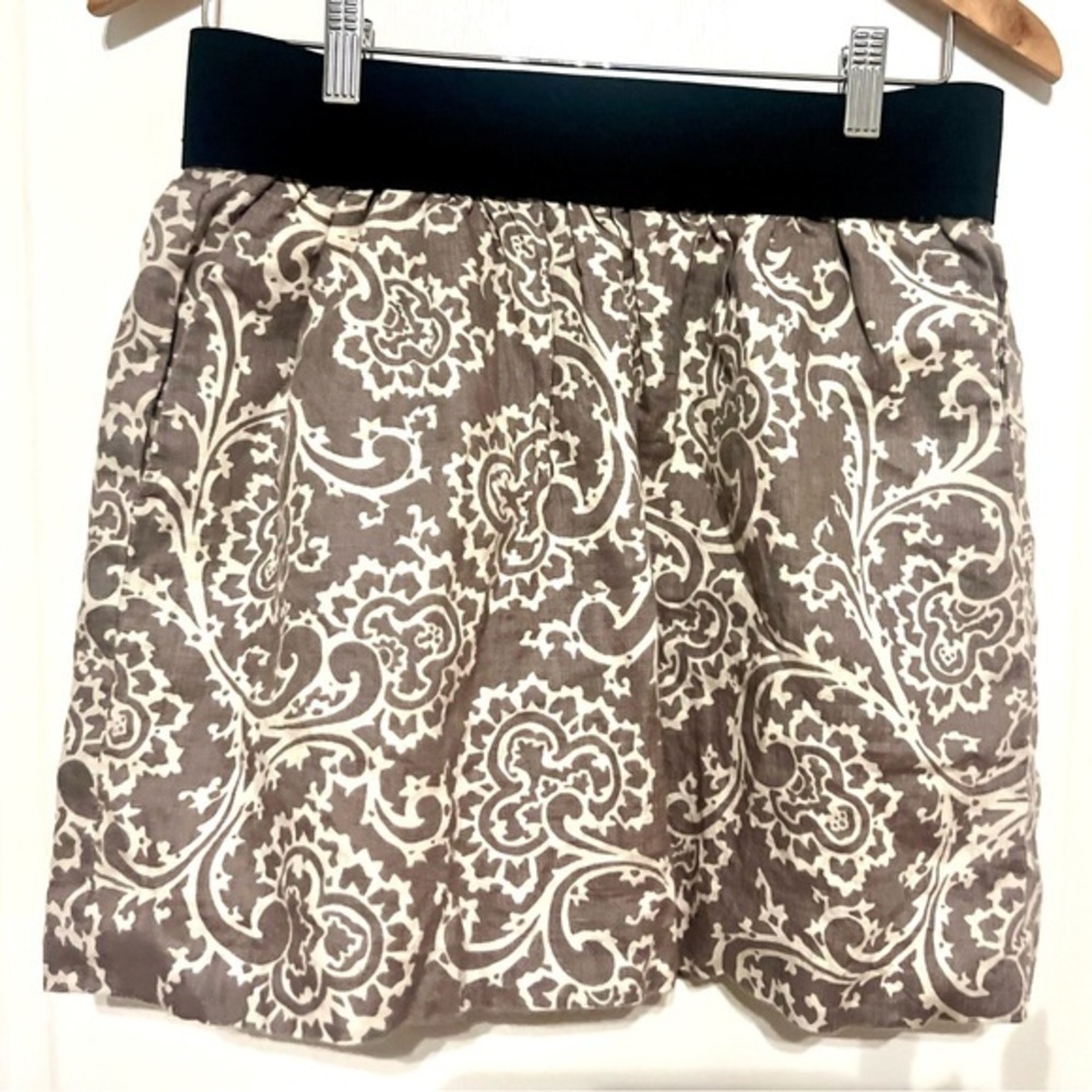 Loft Ann Taylor Gray White Mini Skirt Stretch Waistband w/ Zipper - Size 4